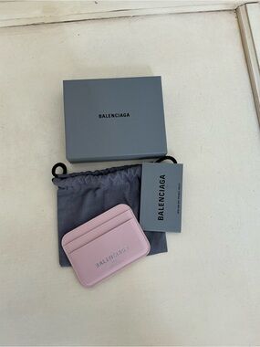 BALENCIAGA CASH 2.0 CARD HOLD CASE IN SUEDE PINK WITH TAGS AND BOX